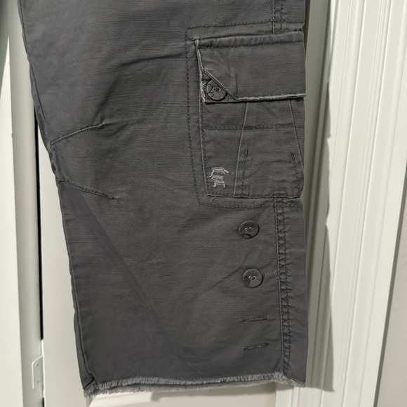 BKE size 28 gray cargo capris - Picture 2 of 8